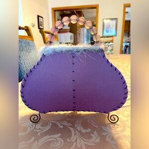 Adorable purple purse lamp